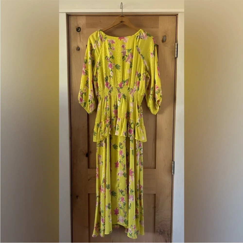 Taylor women’s bright